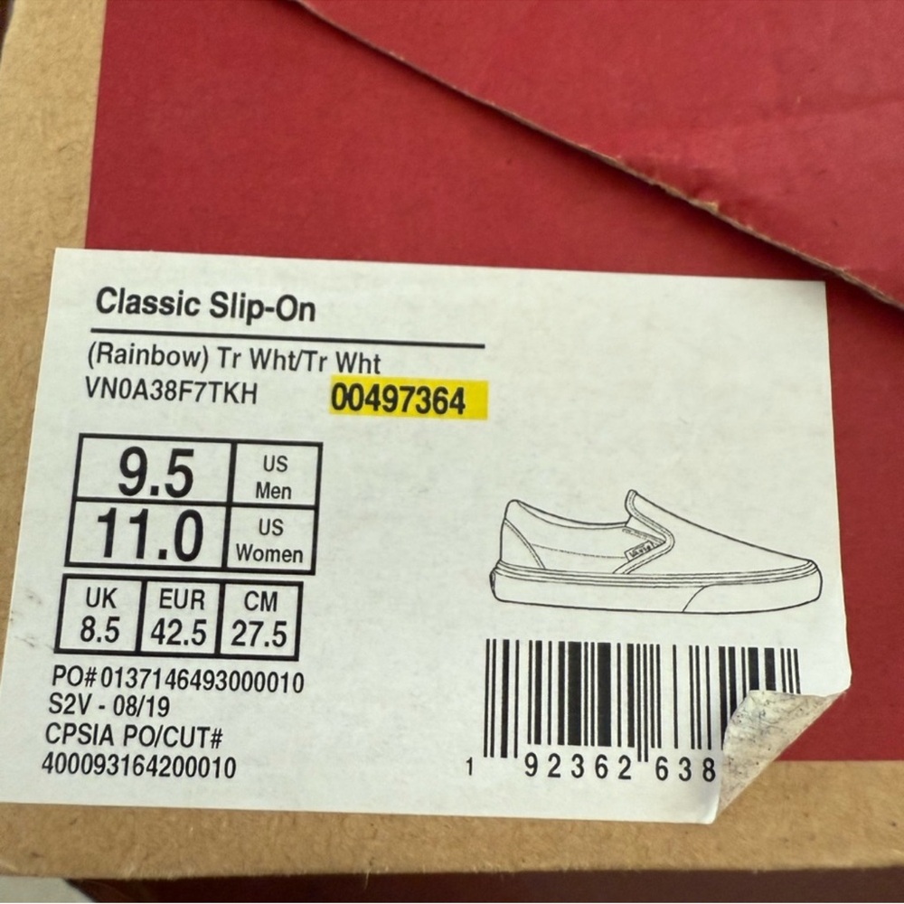 Vans Classic SlipOns Size 9.5
Never used but has minor stains - Picture 8 of 8